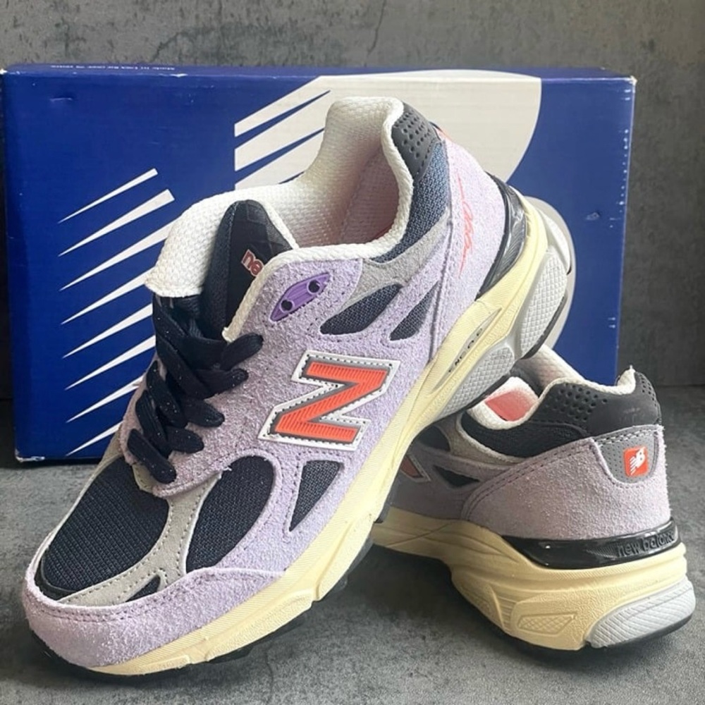 Womens 7.5/Men’s 6/EU 38.5 New Balance Teddy Santis 990TD3 USA Made Raw Amethyst